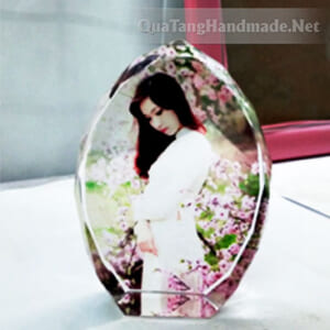 pha lê hình lá in ảnh