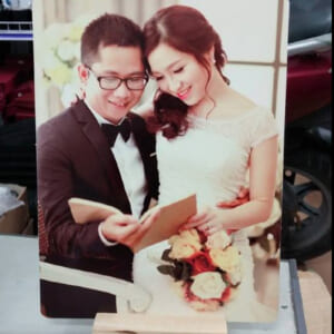 in-anh-len-go-gia-re