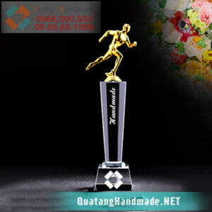 Cúp pha lê vô địch giải chạy