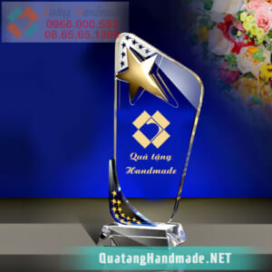 Cúp pha lê ngôi sao chuyên dụng